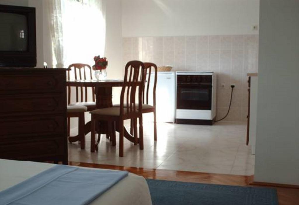 Apartment Ruzica Krstic Herceg Novi Phòng bức ảnh